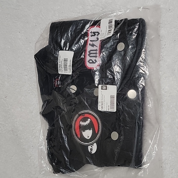 BNWT EMILY THE STRANGE X DOLLS KILL TRUCKER JACKET - Picture 2 of 10